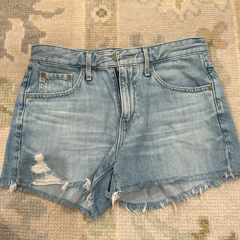 AG boyfriend fit denim shorts!